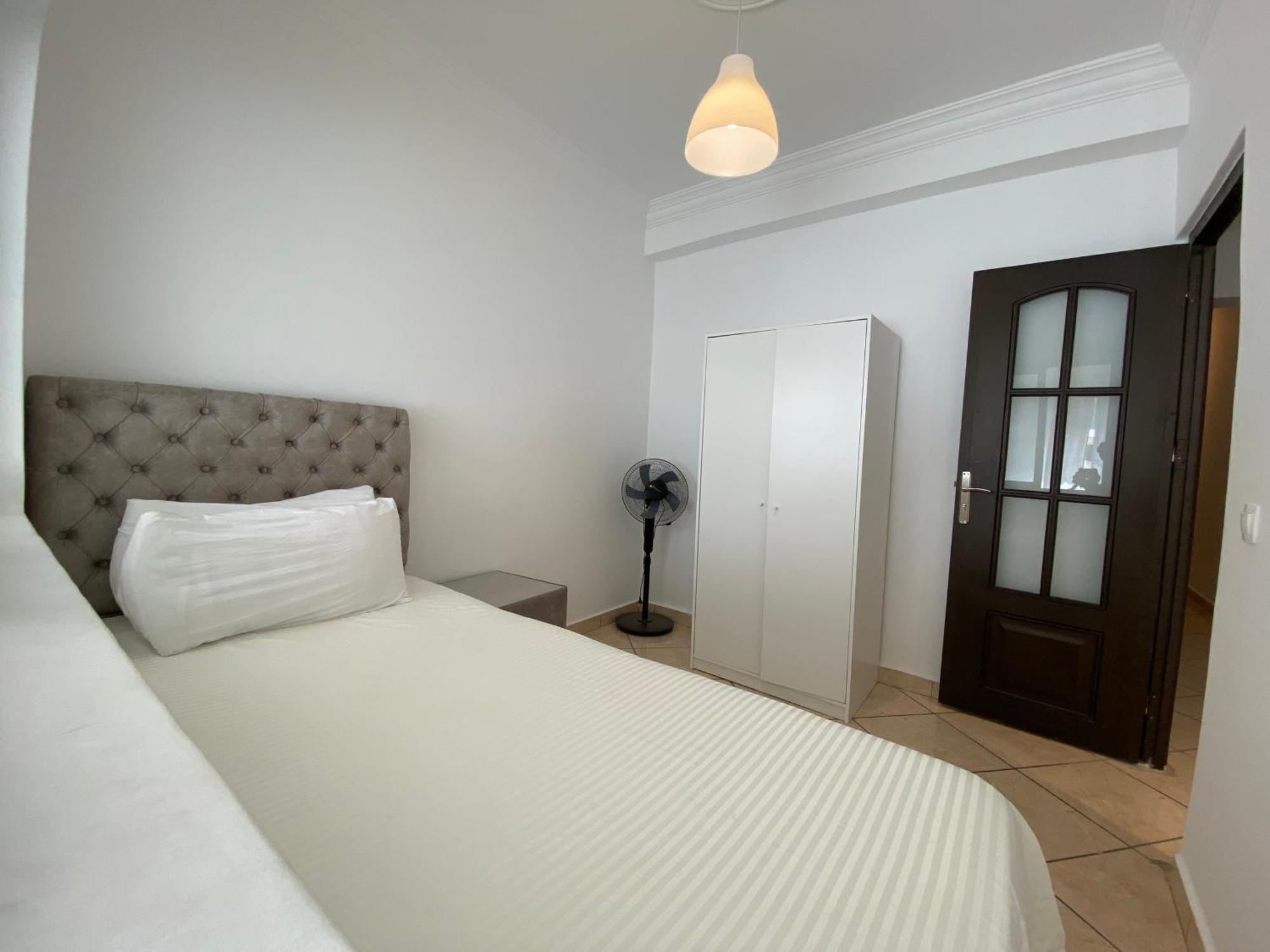 Piso Centrico Y A Pie De Playa. Apartment Martil Exterior photo